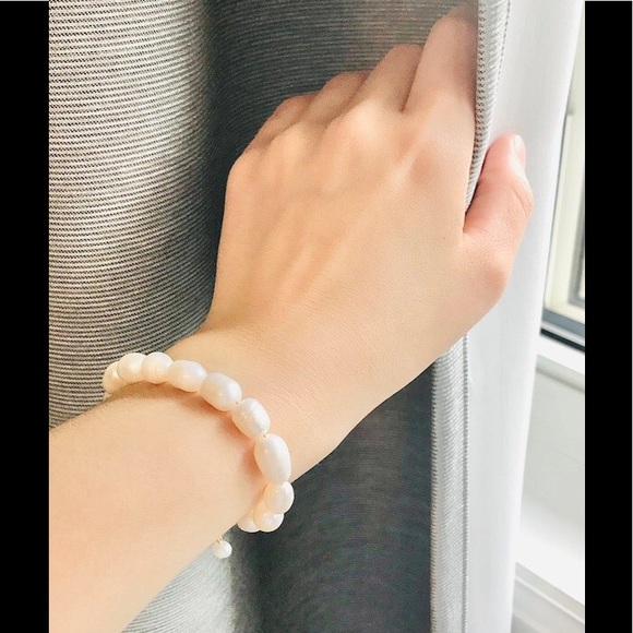 Large pearl bracelet with 14K gold-filled chain - Picture 2 of 3